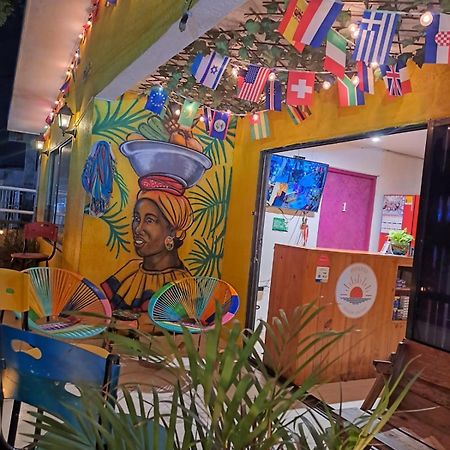 Hostel Shalom Adonai Cartagena Eksteriør billede