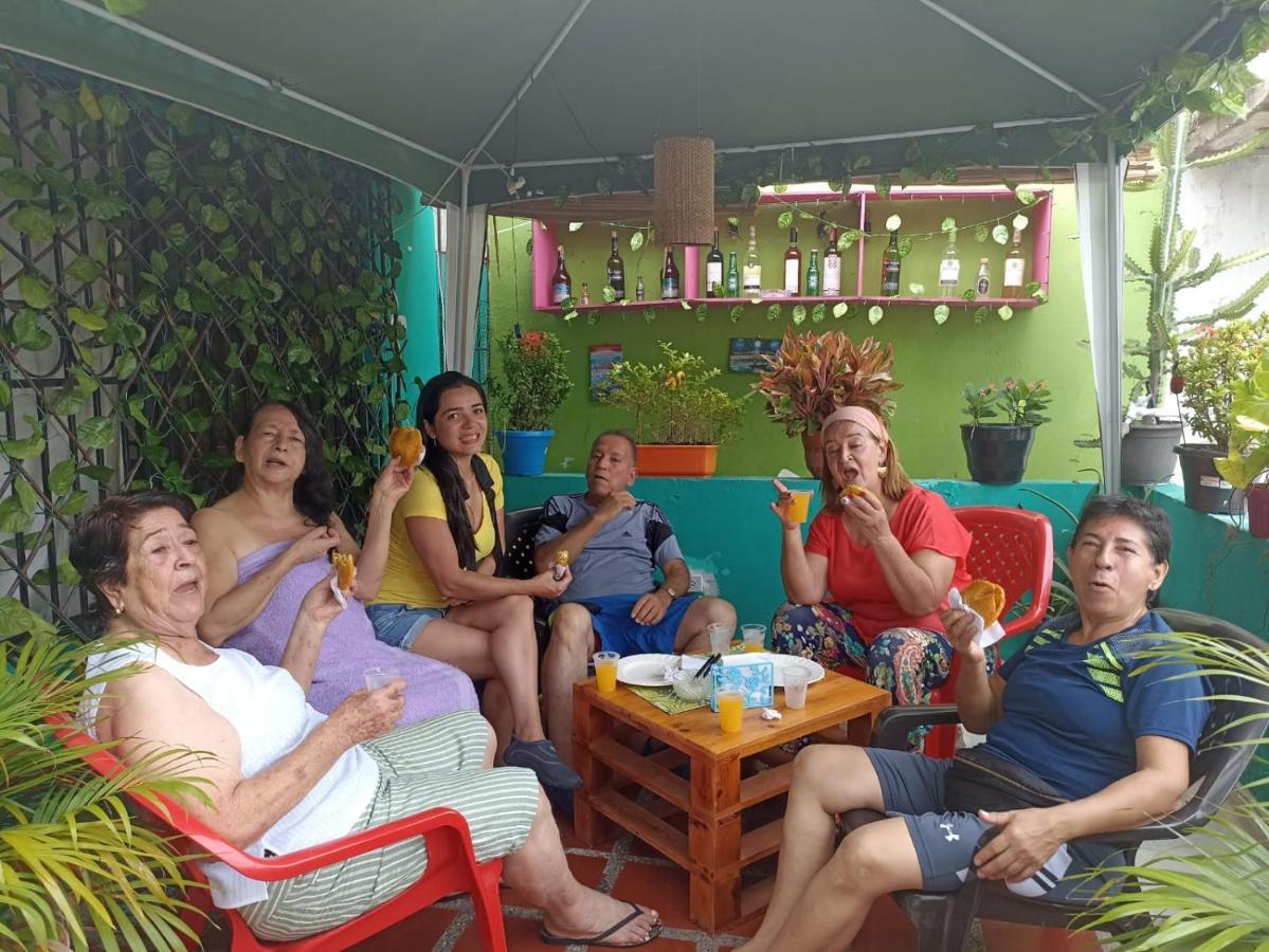 Hostel Shalom Adonai Cartagena Eksteriør billede
