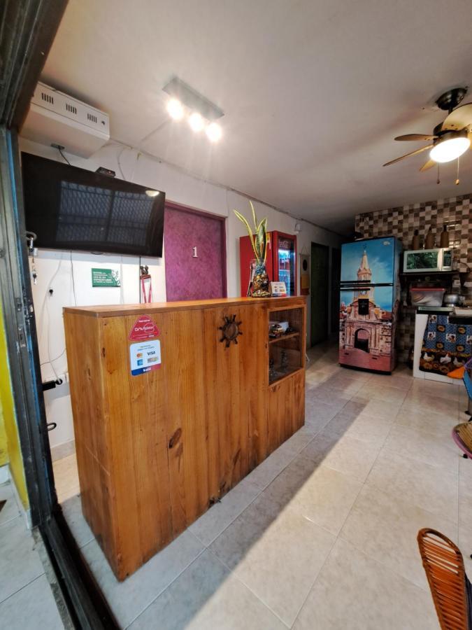 Hostel Shalom Adonai Cartagena Eksteriør billede
