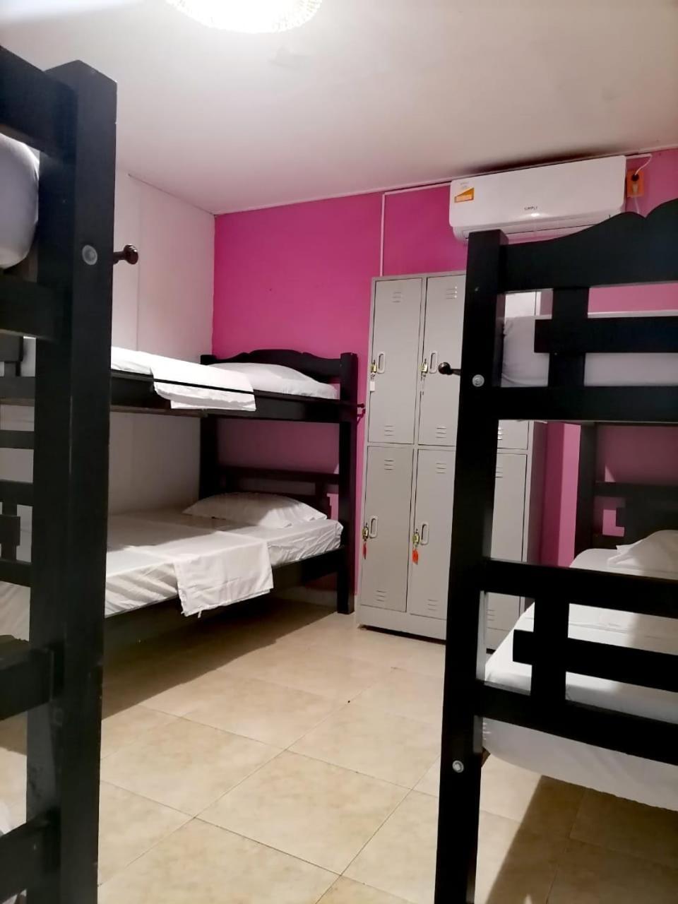 Hostel Shalom Adonai Cartagena Eksteriør billede