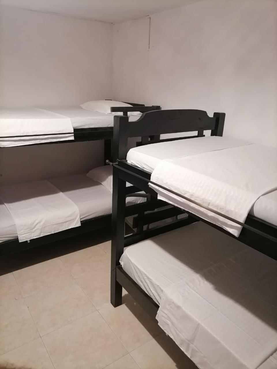 Hostel Shalom Adonai Cartagena Eksteriør billede