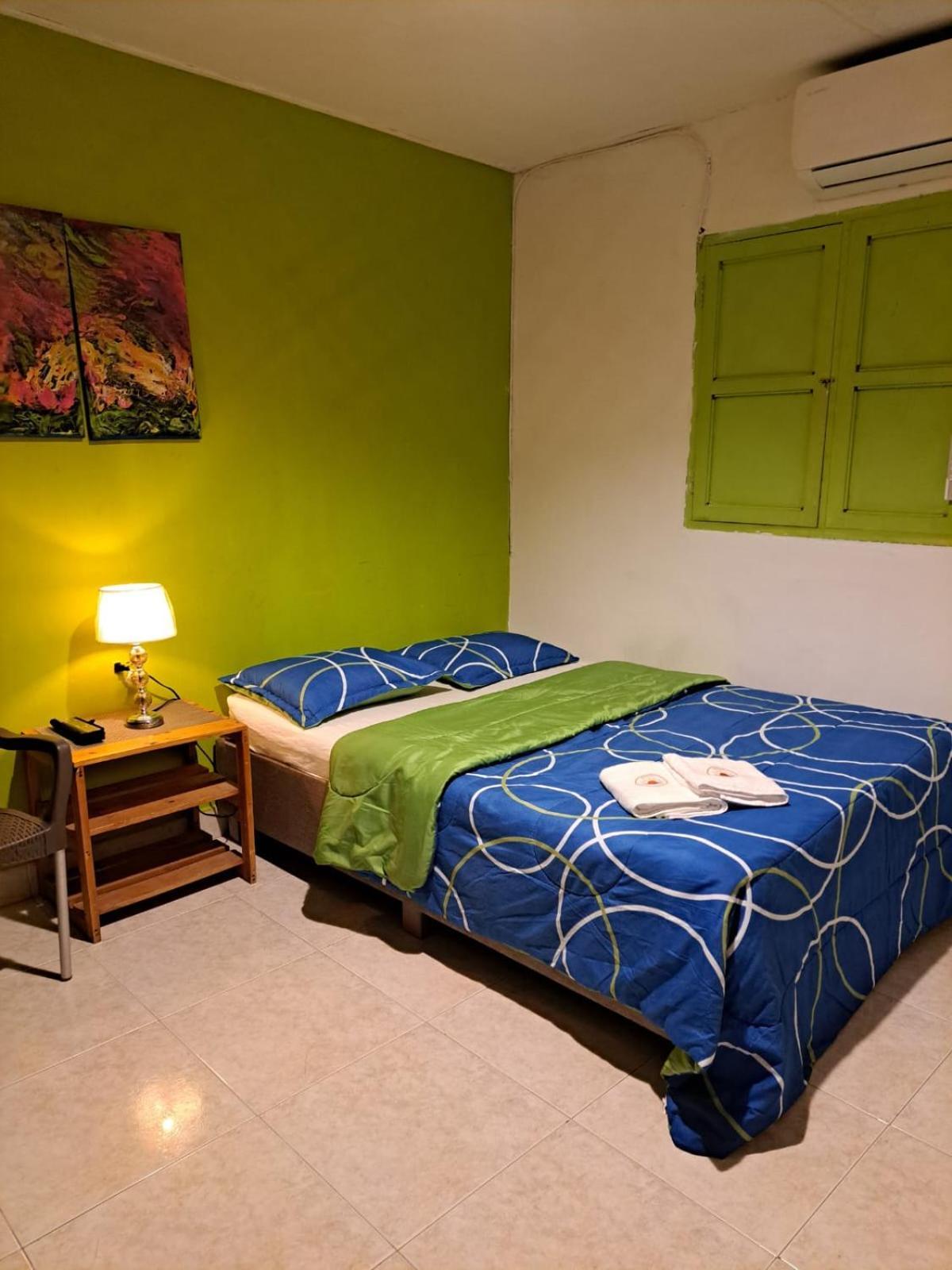 Hostel Shalom Adonai Cartagena Eksteriør billede