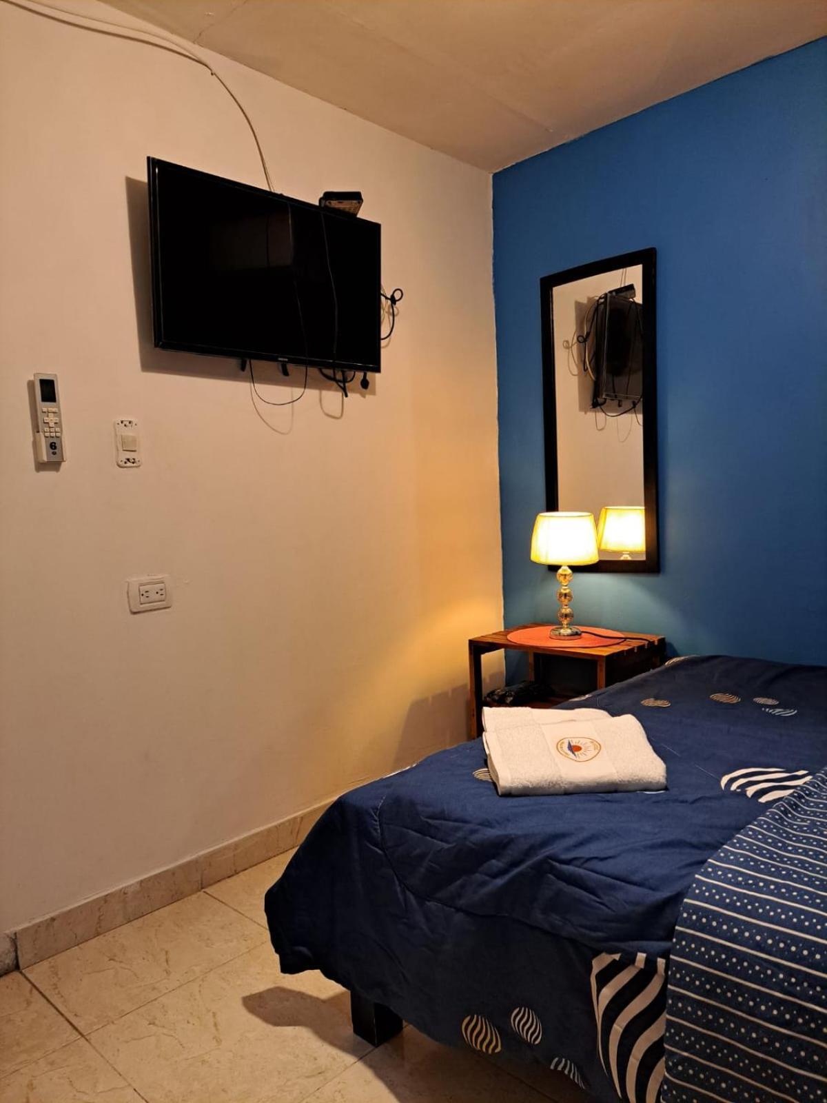 Hostel Shalom Adonai Cartagena Eksteriør billede