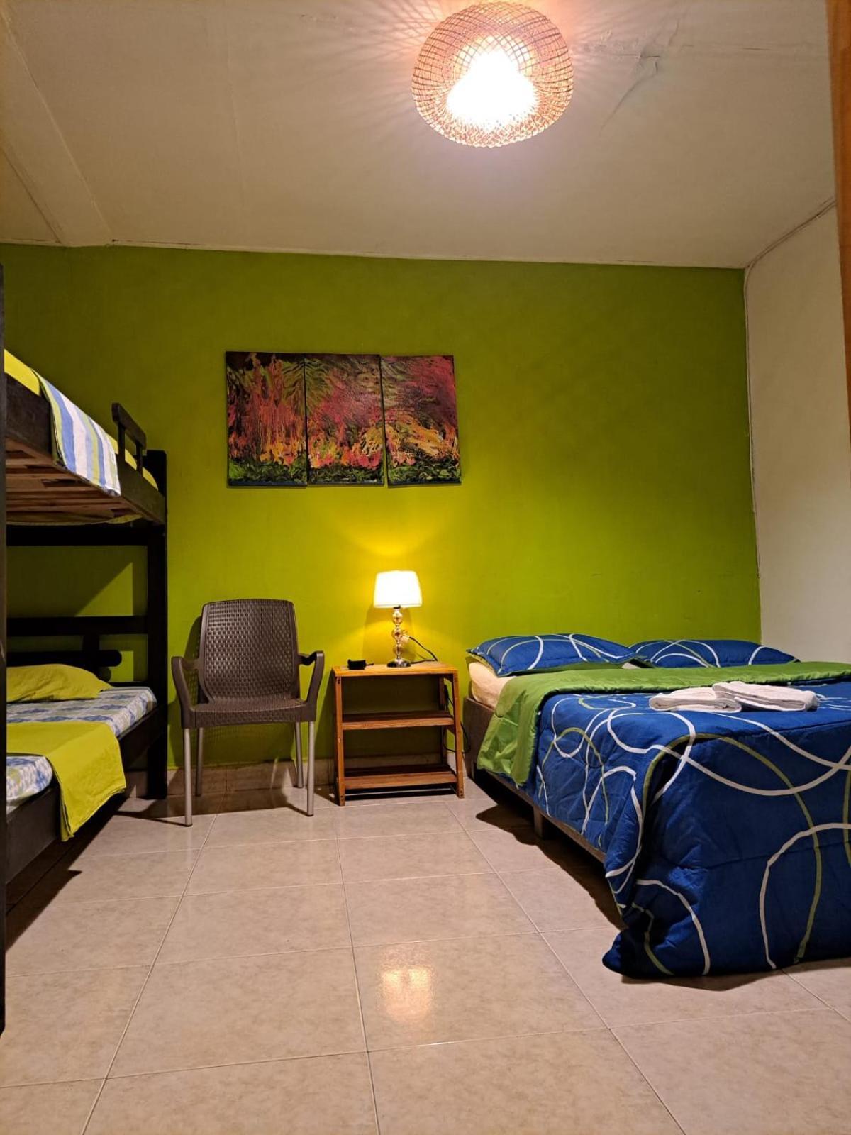 Hostel Shalom Adonai Cartagena Eksteriør billede